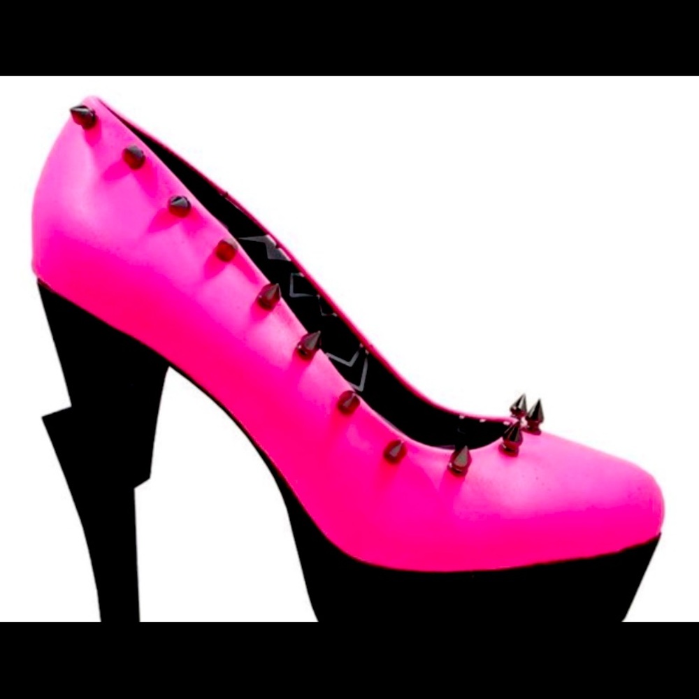 NWOT RAT BABY BLACK LIGHTNING BOLT PLATFORM HEELS